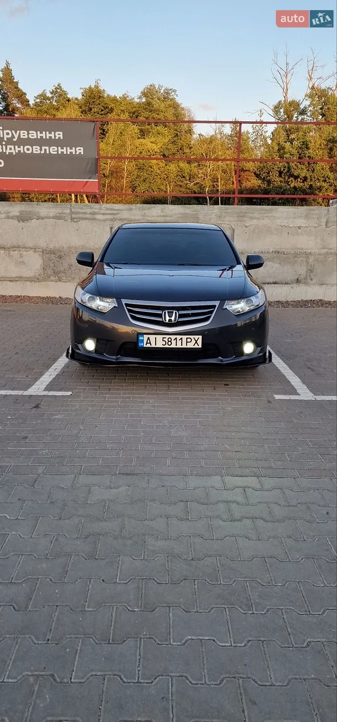 Honda Accord, 2011
