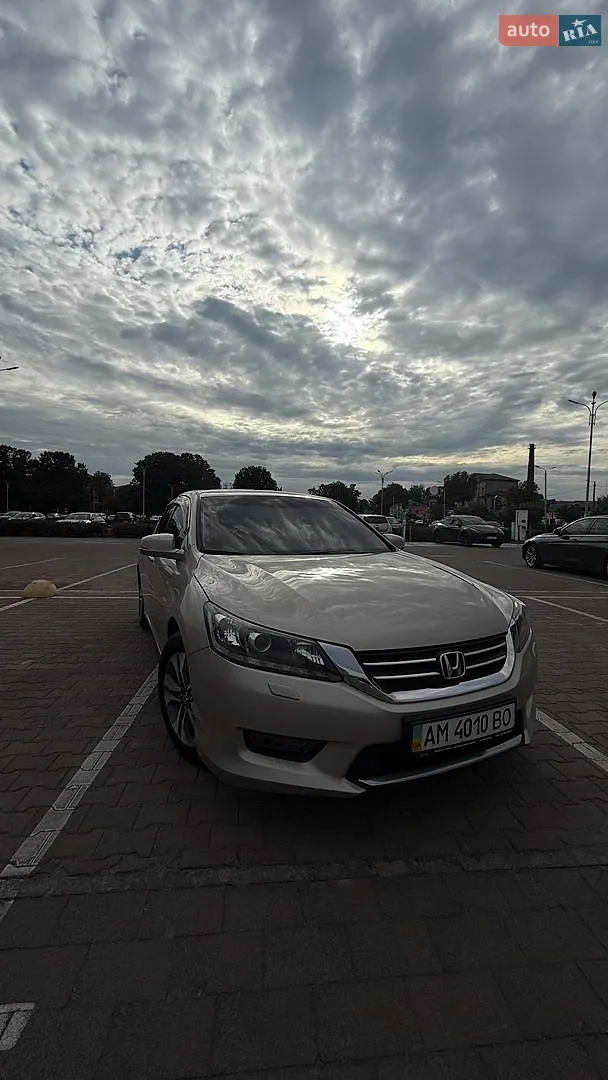 Honda Accord, 2013