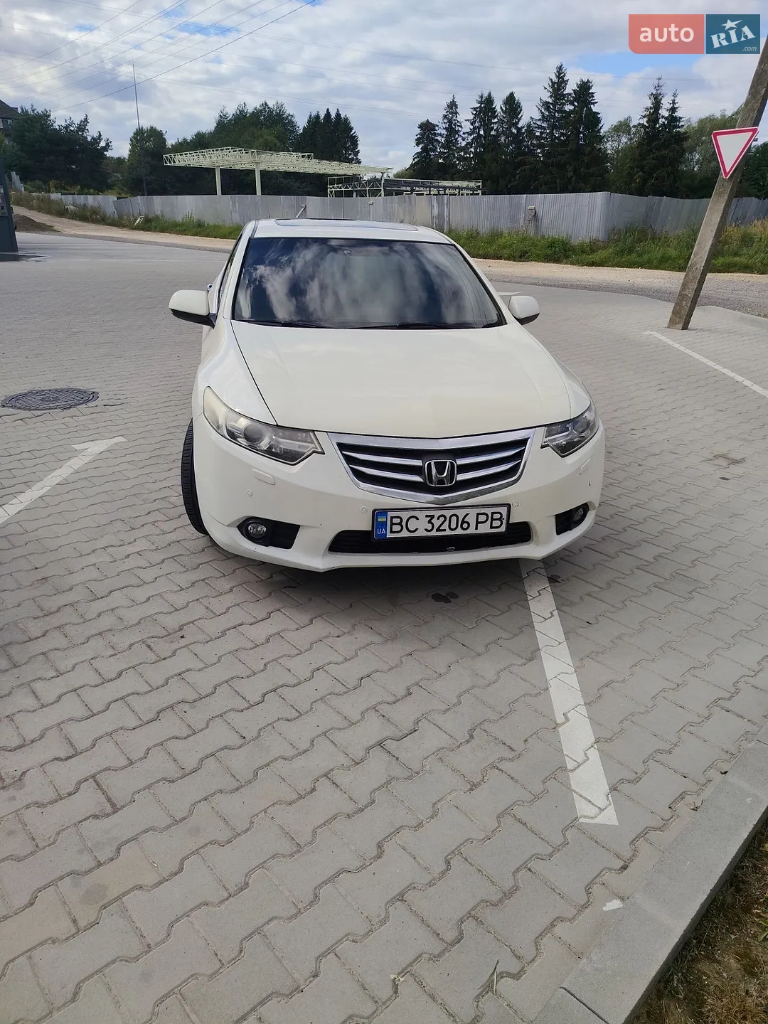 Honda Accord, 2011
