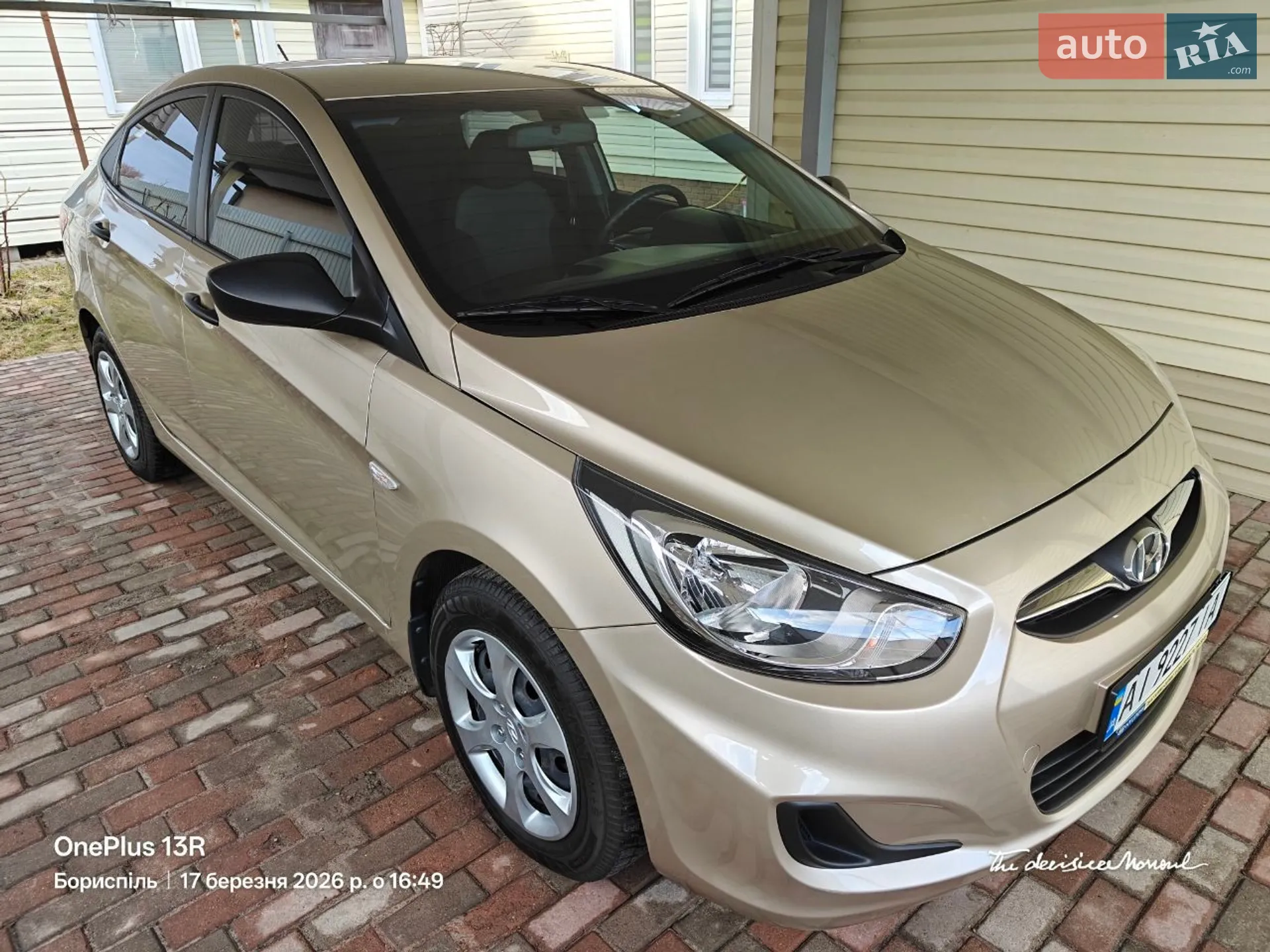 Hyundai Accent, 2011
