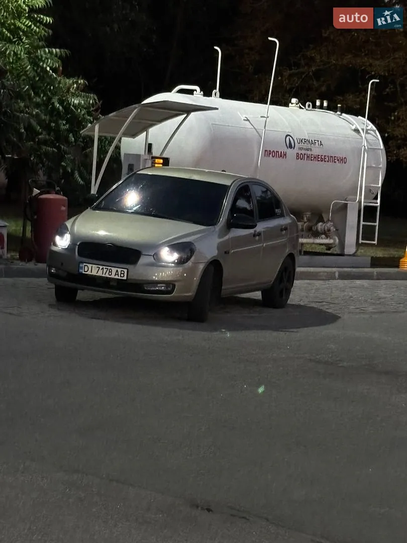 Hyundai Accent, 2009