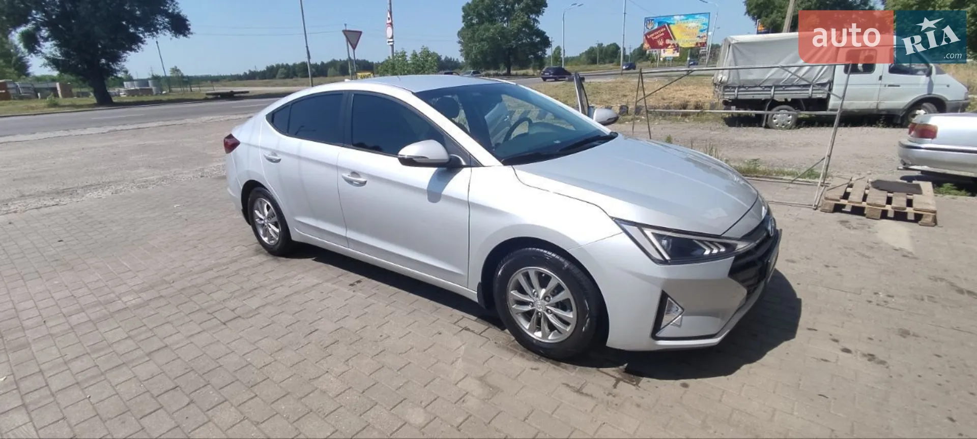 Hyundai Elantra, 2019