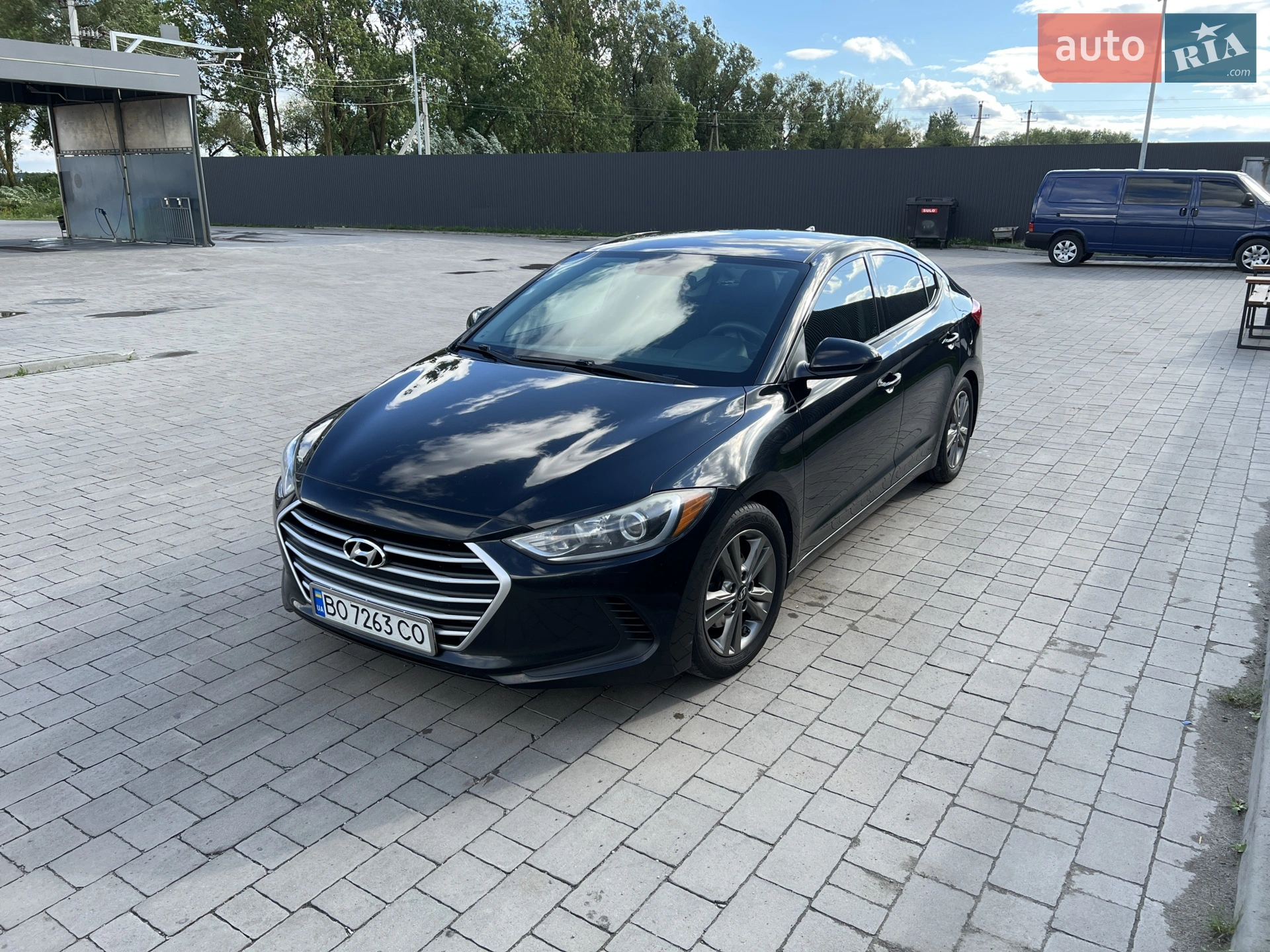 Hyundai Elantra 2016 — 1