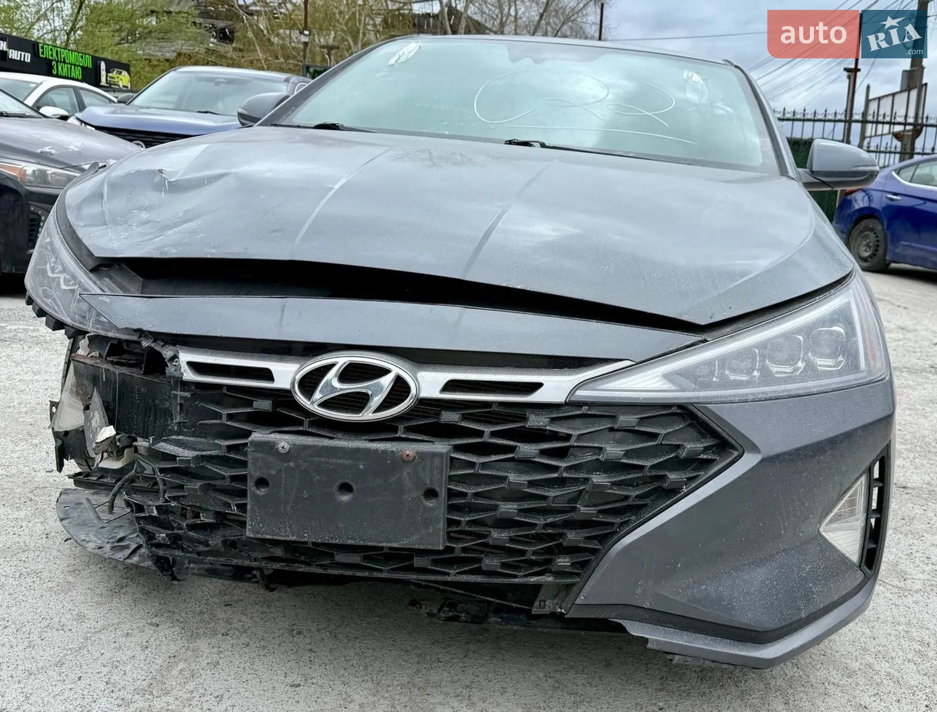 Hyundai Elantra, 2019