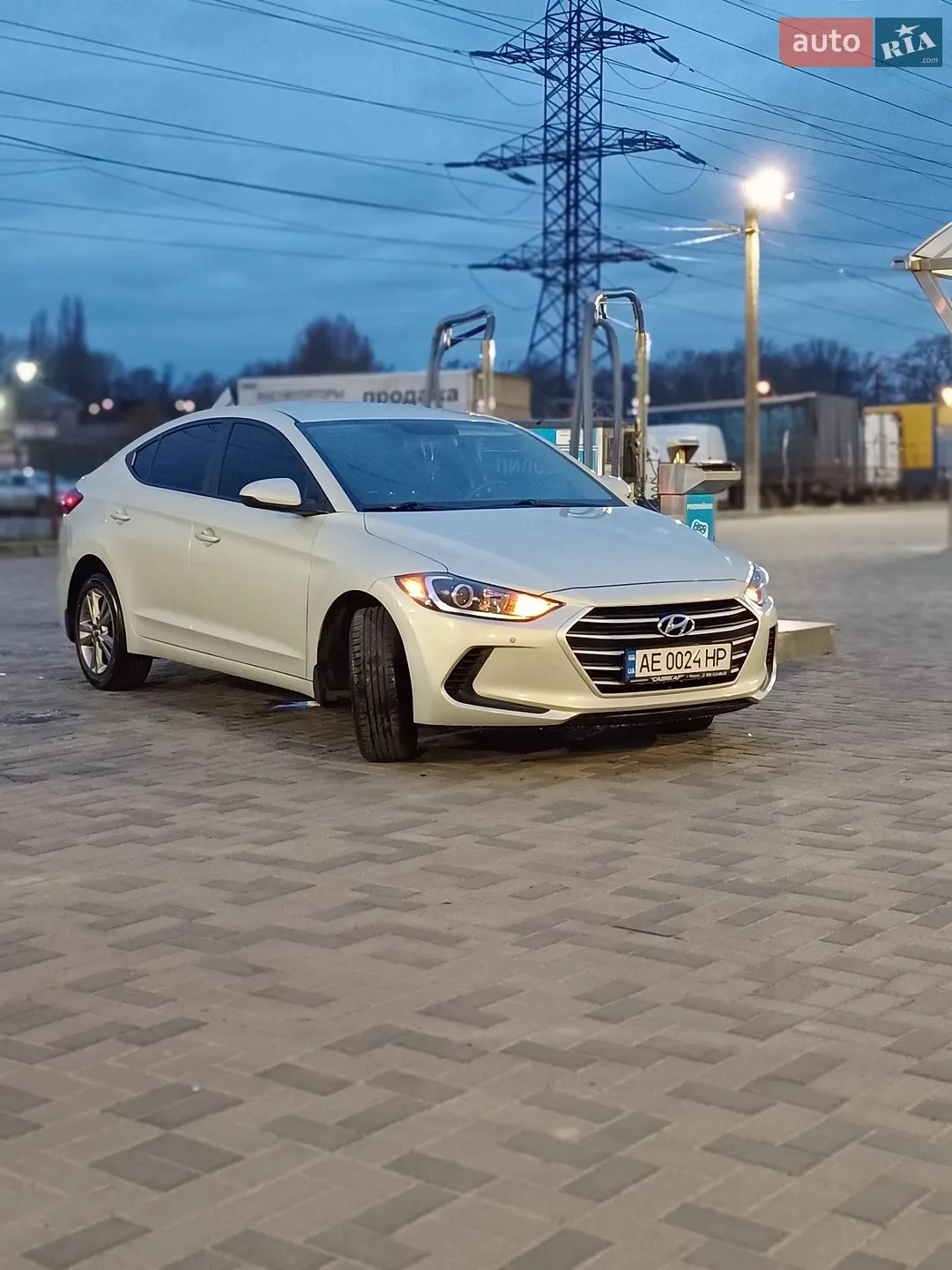 Hyundai Elantra, 2017