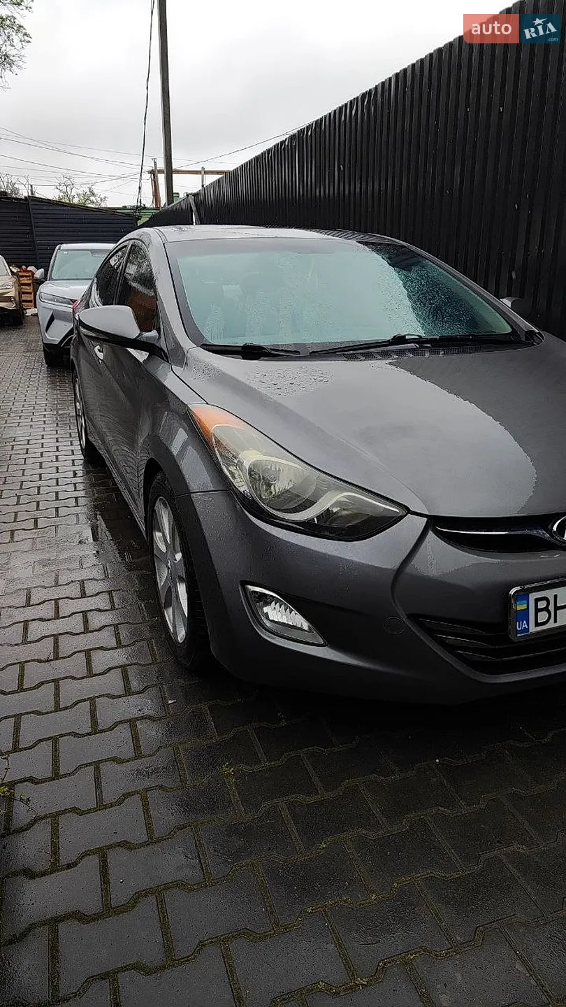 Hyundai Elantra, 2013