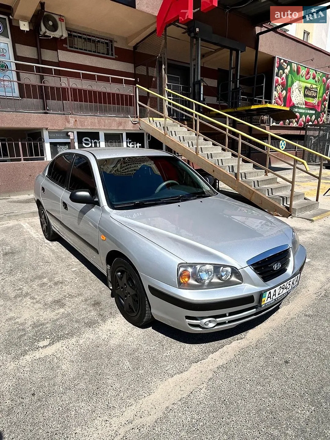 Hyundai Elantra, 2004