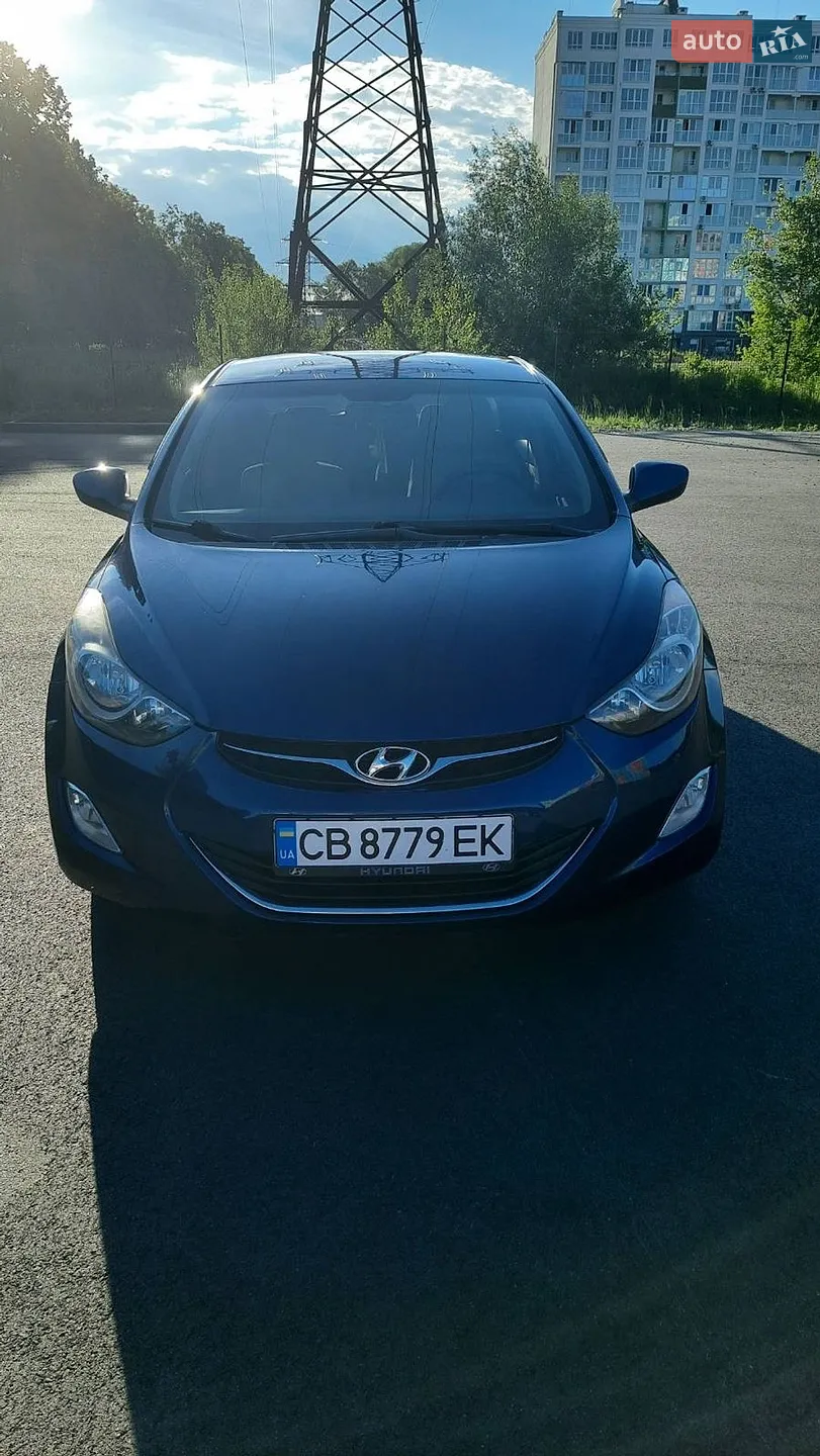 Hyundai Elantra, 2012