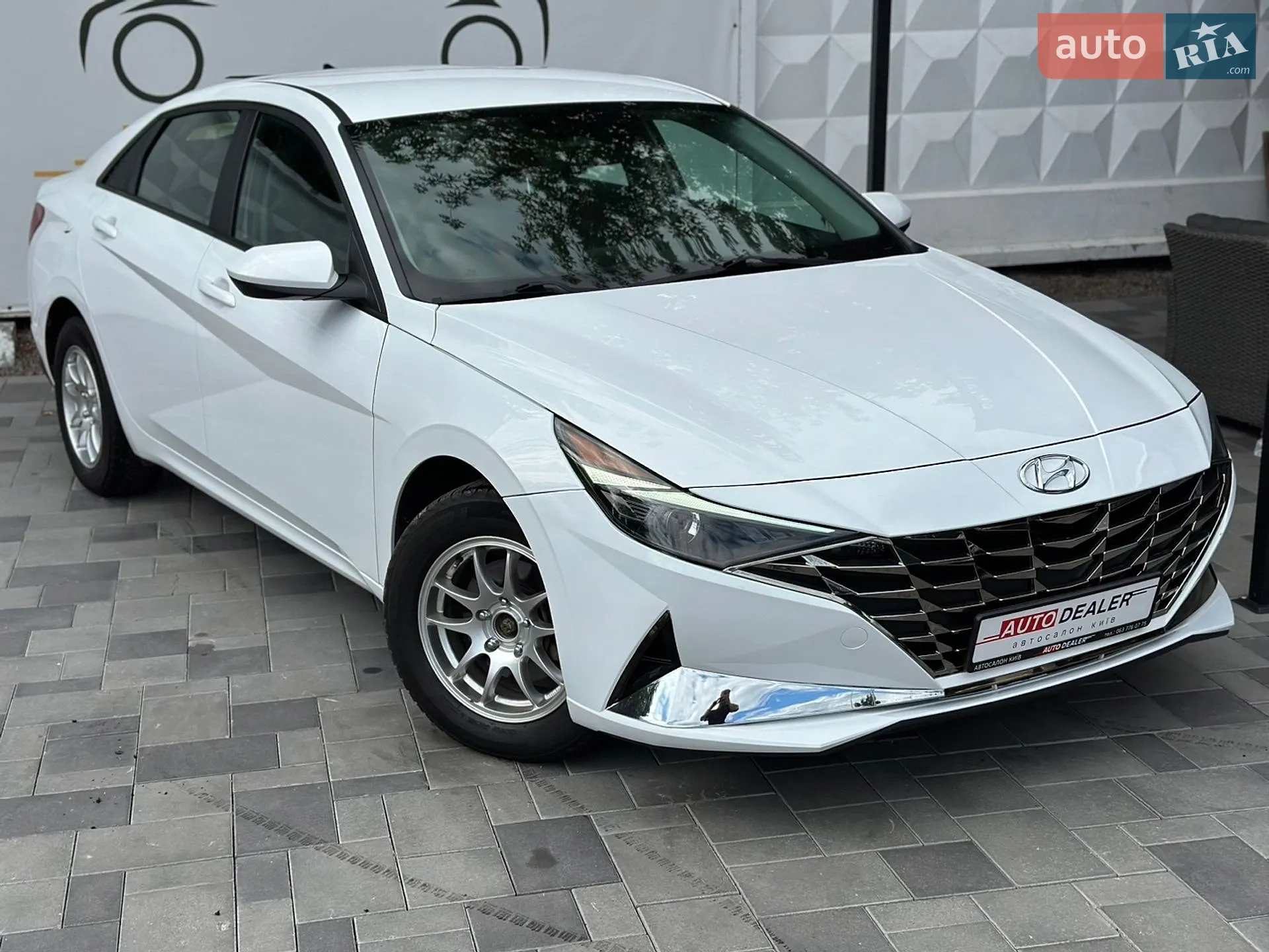 Hyundai Elantra, 2022