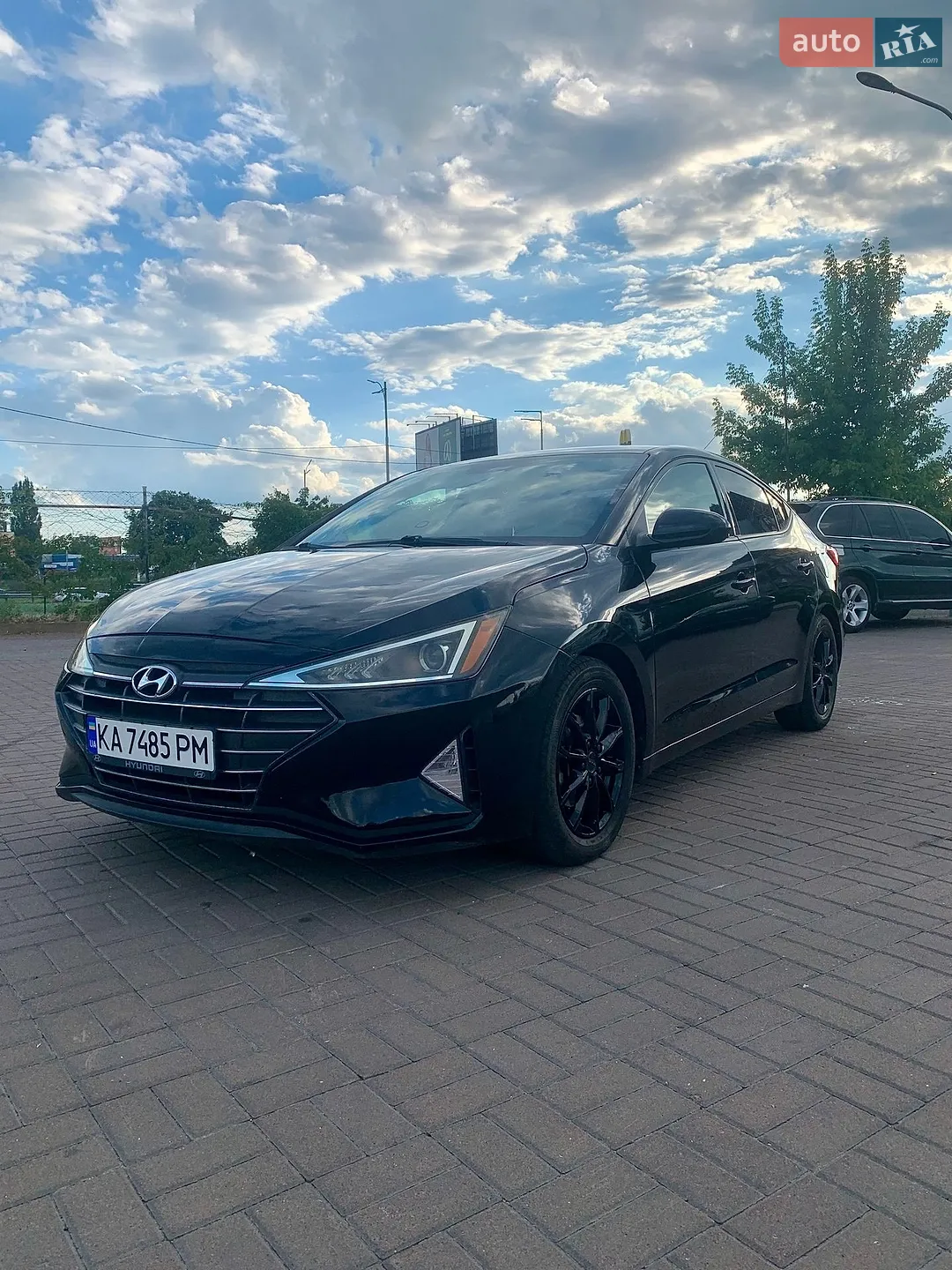 Hyundai Elantra, 2019