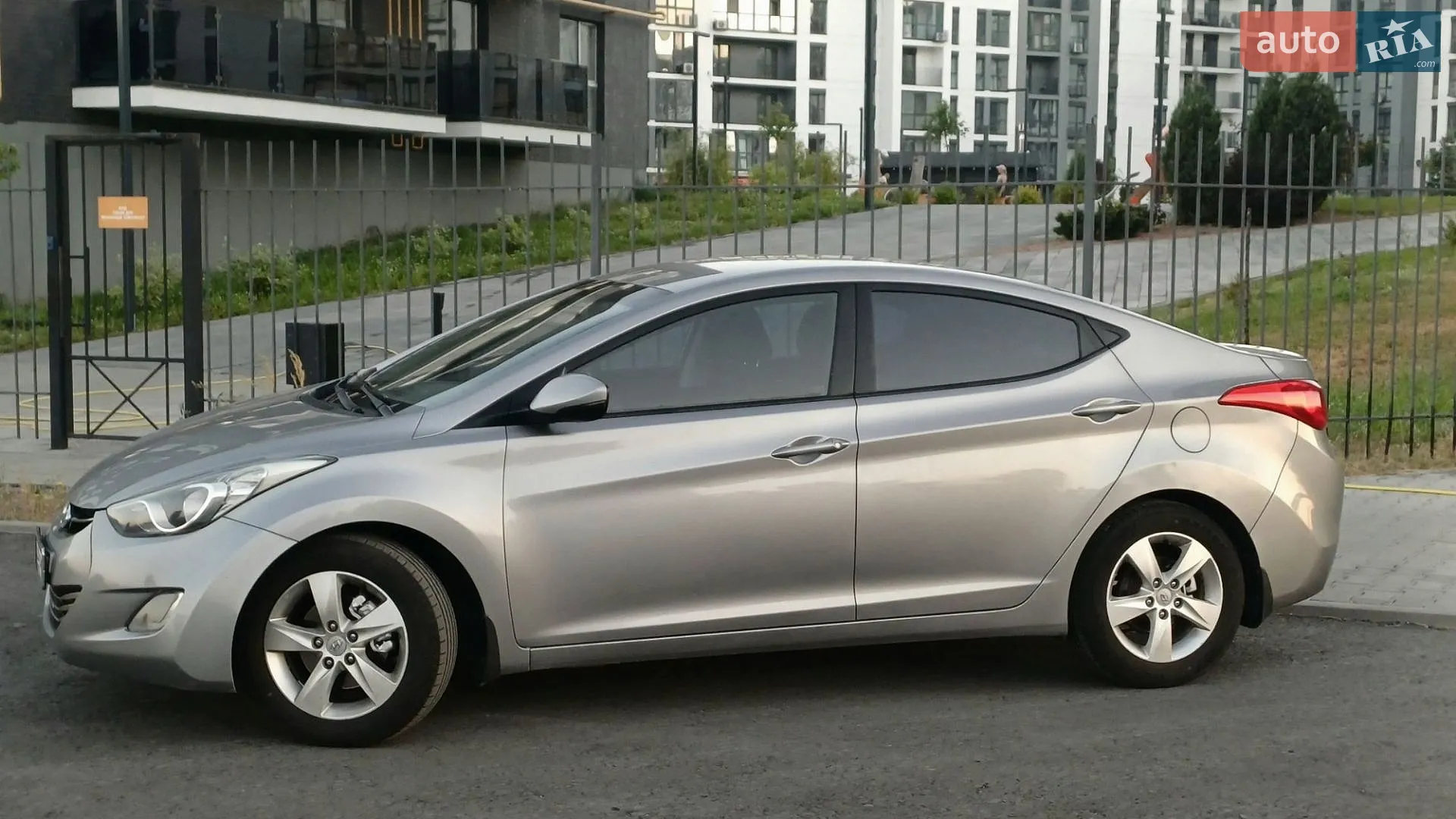 Hyundai Elantra, 2012