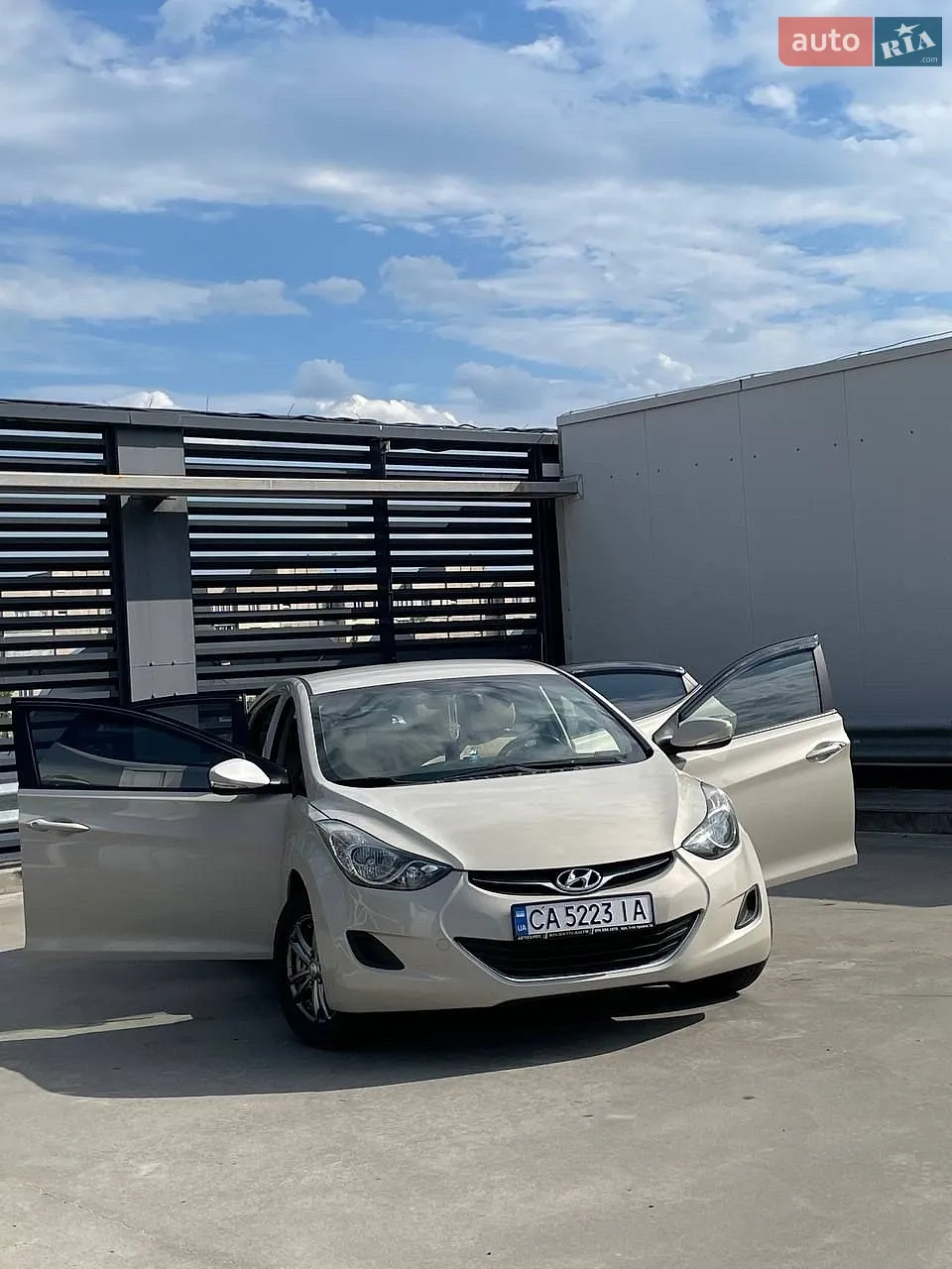 Hyundai Elantra, 2012