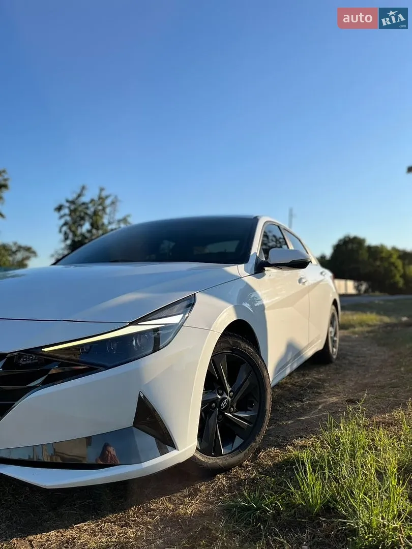 Hyundai Elantra, 2020
