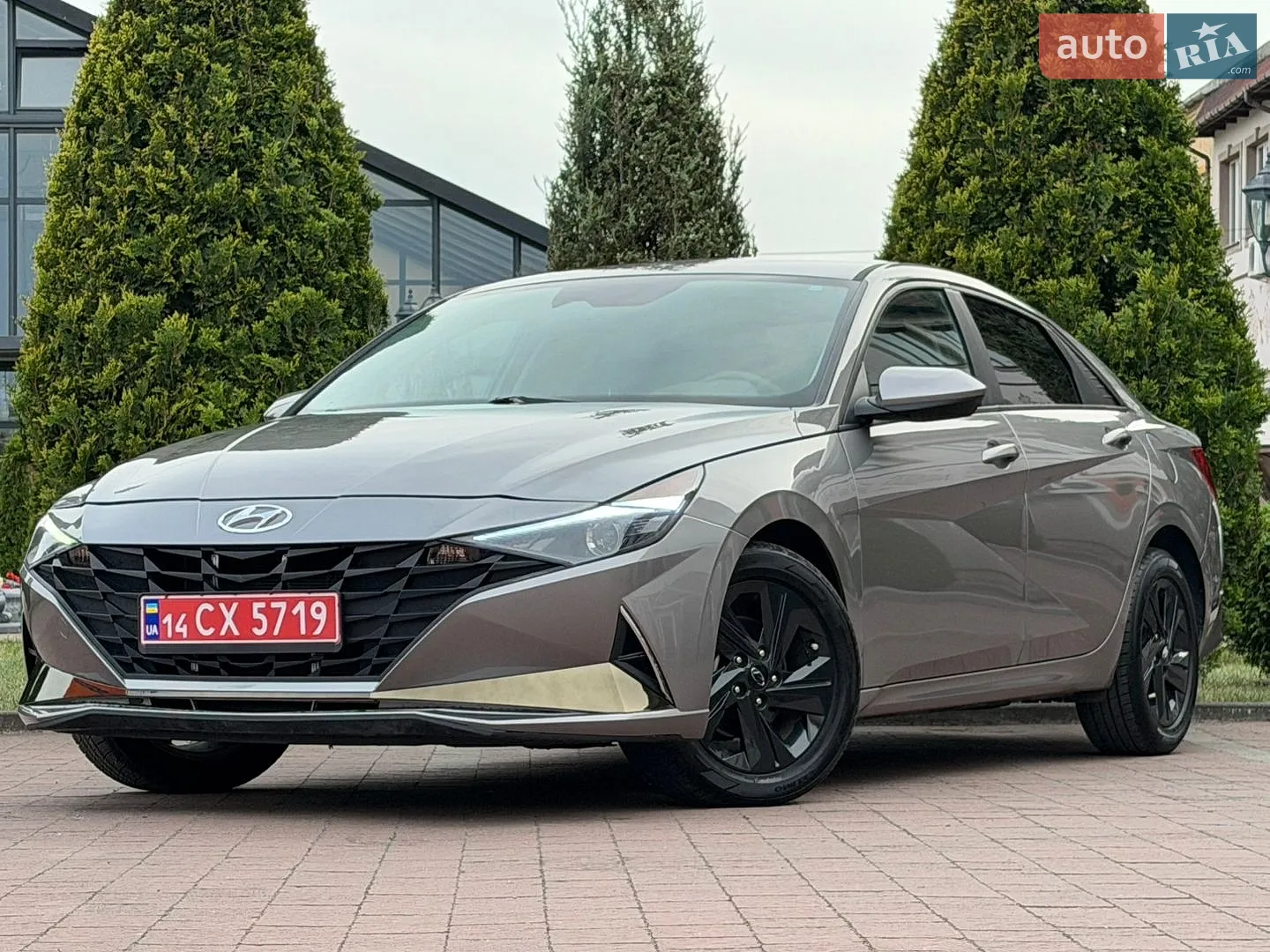 Hyundai Elantra, 2023