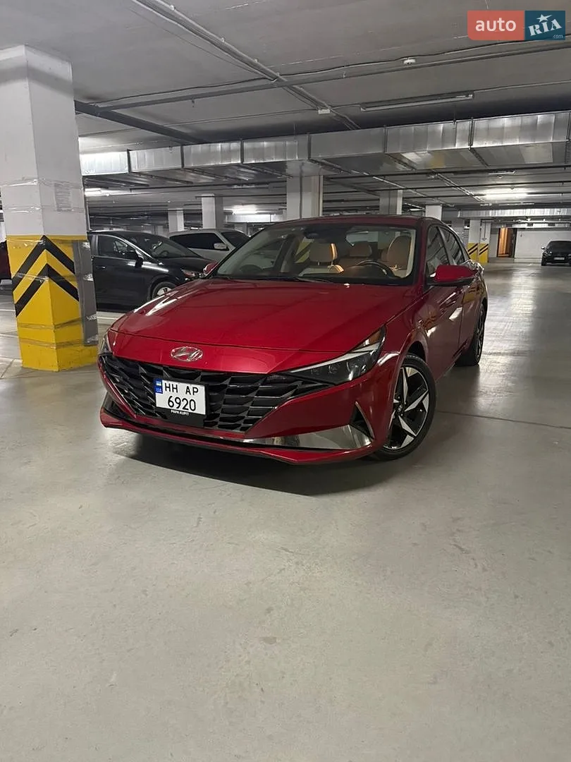 Hyundai Elantra, 2021