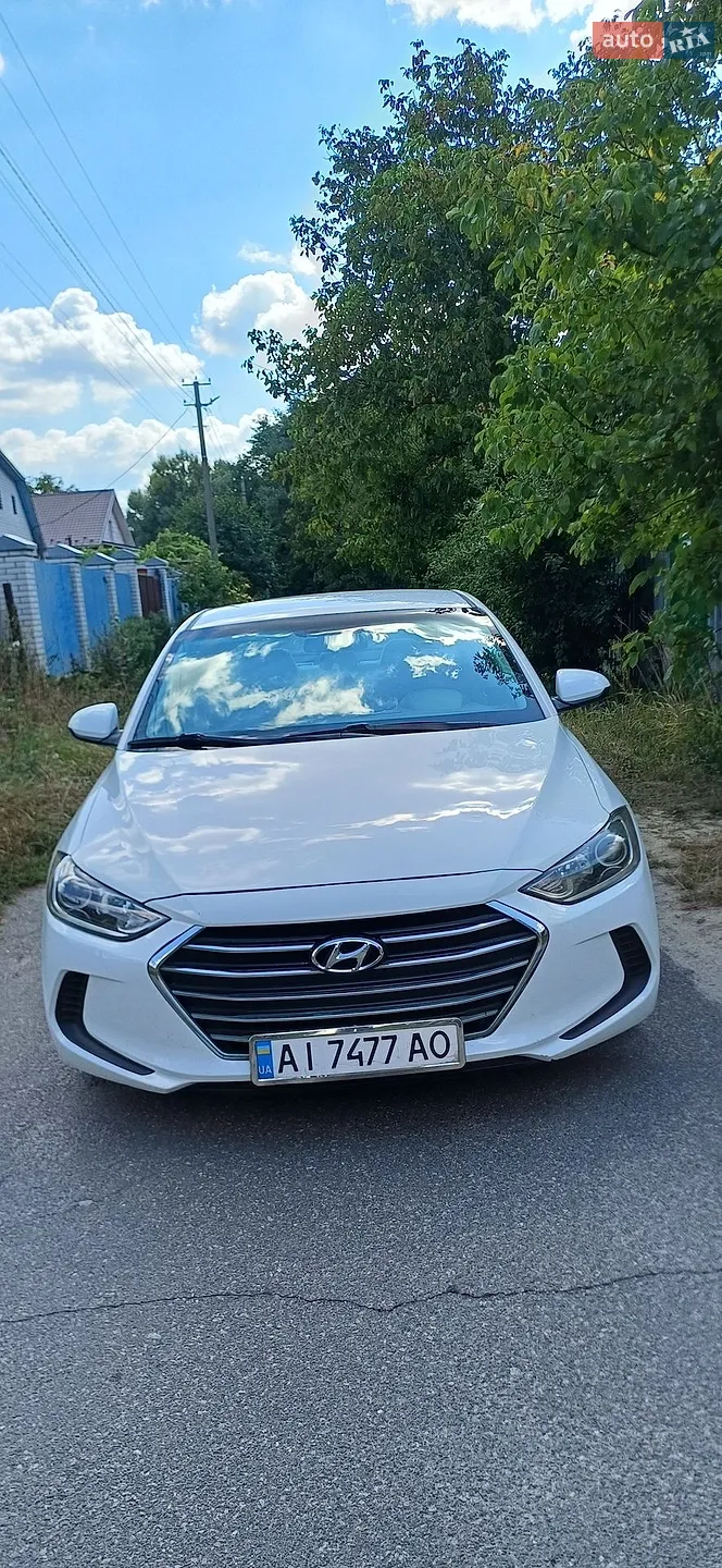 Hyundai Elantra, 2016