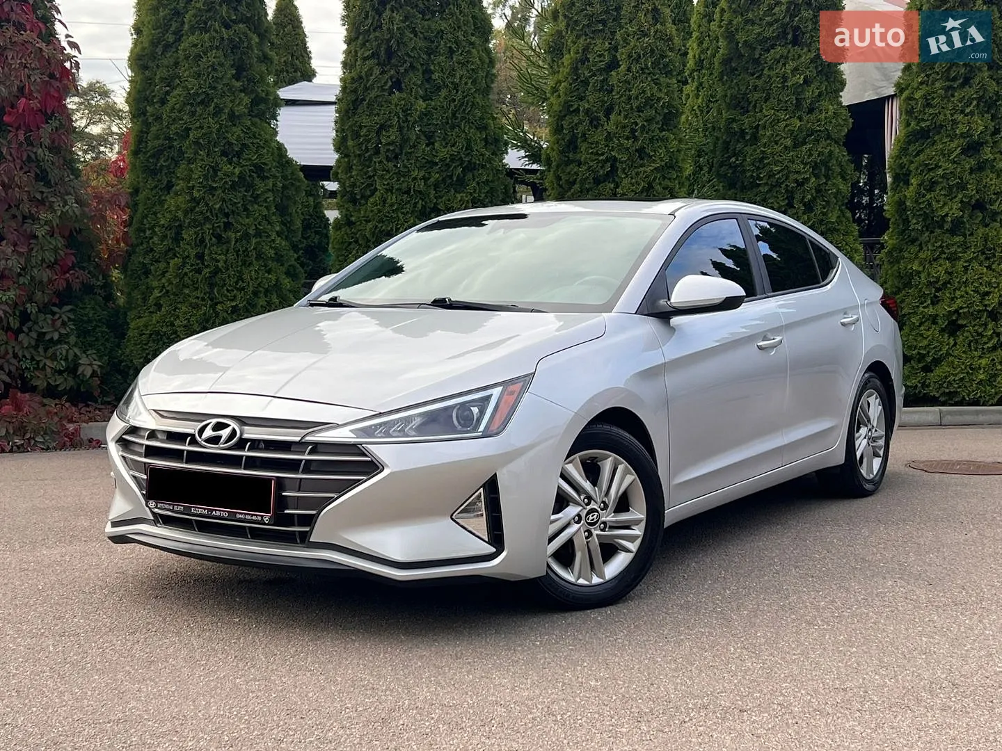 Hyundai Elantra, 2019