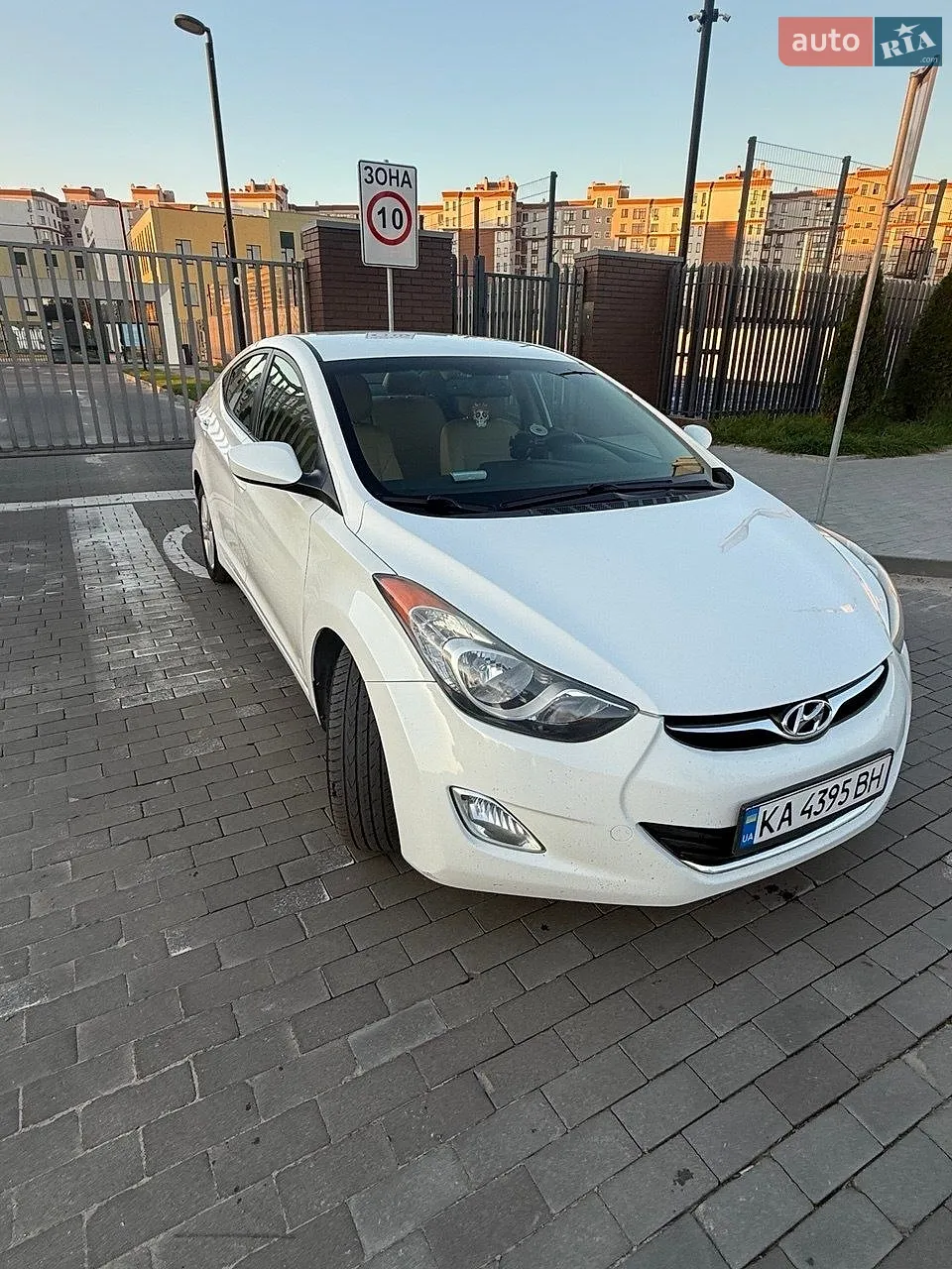 Hyundai Elantra, 2013