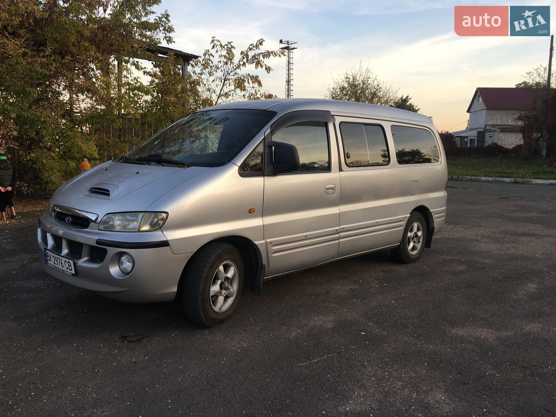 Hyundai H-1, 2001