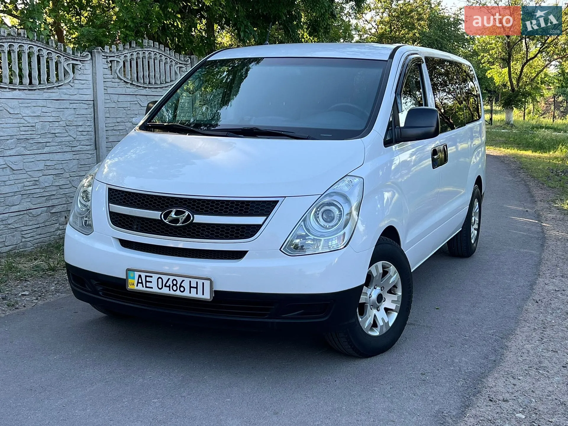 Hyundai H-1, 2012