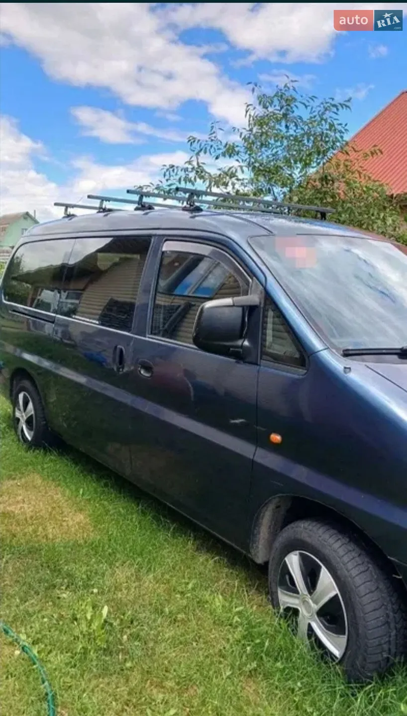 Hyundai H-1, 2000