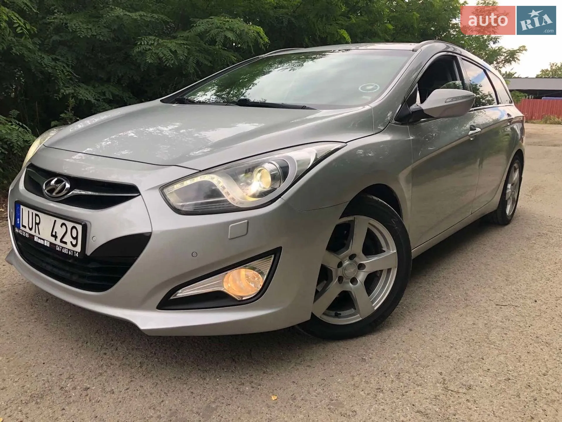 Hyundai i40, 2011