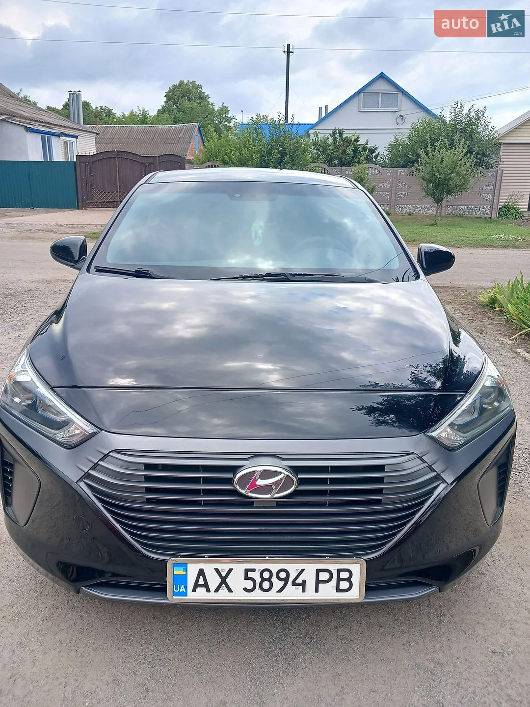 Hyundai Ioniq 2018 — 1