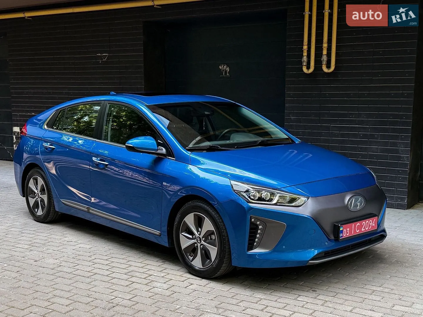 Hyundai Ioniq 2016 — 1