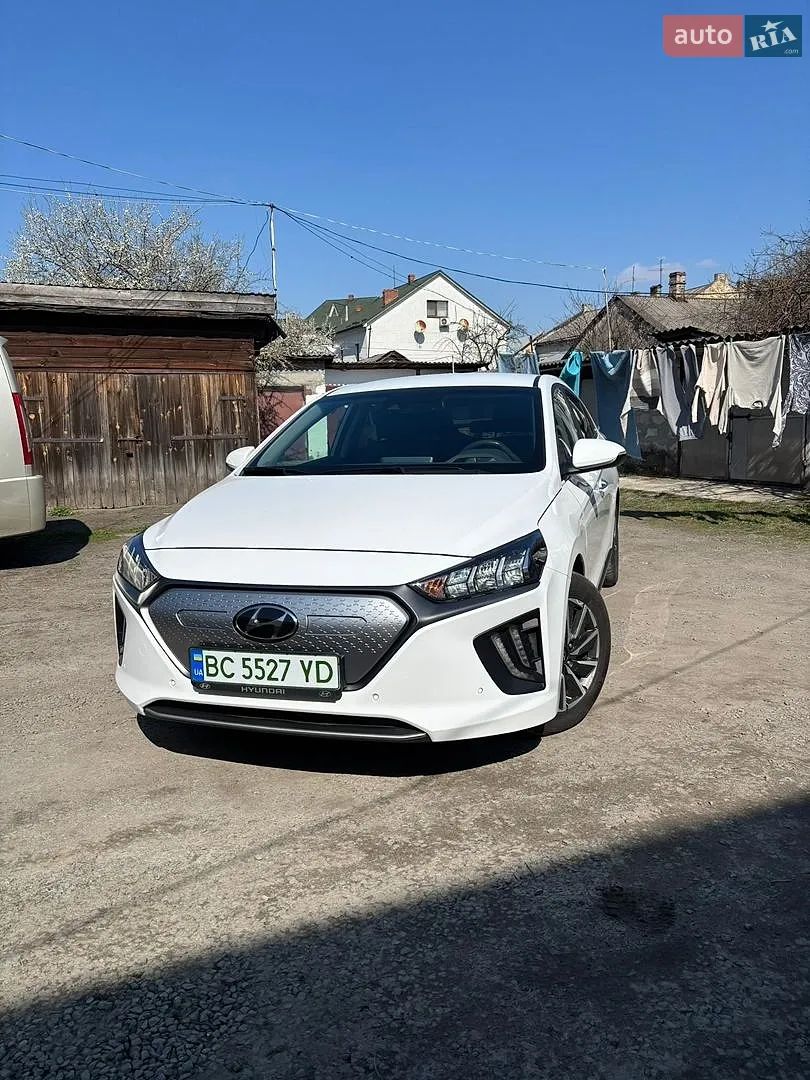 Hyundai Ioniq, 2021