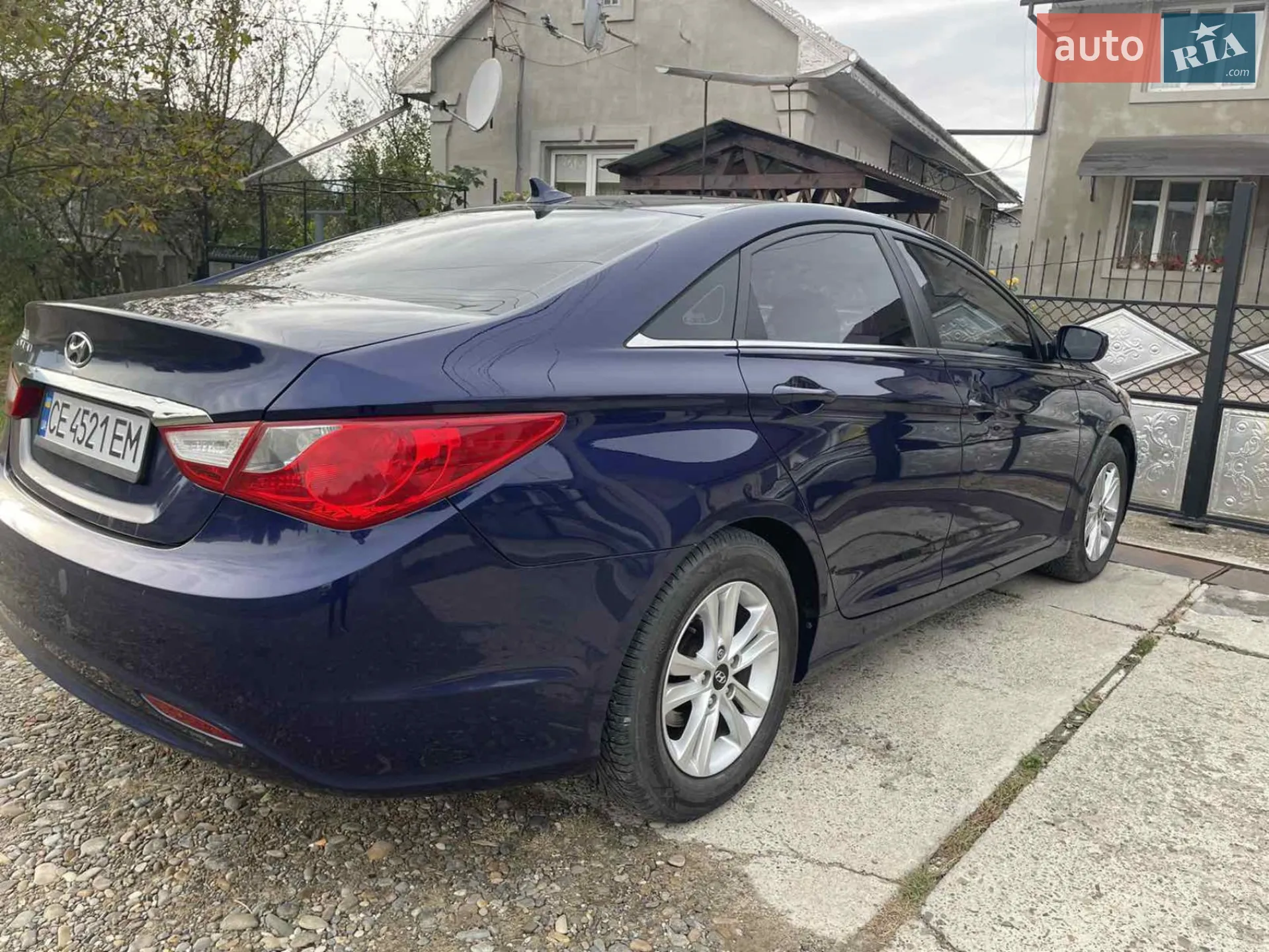 Hyundai Sonata, 2011