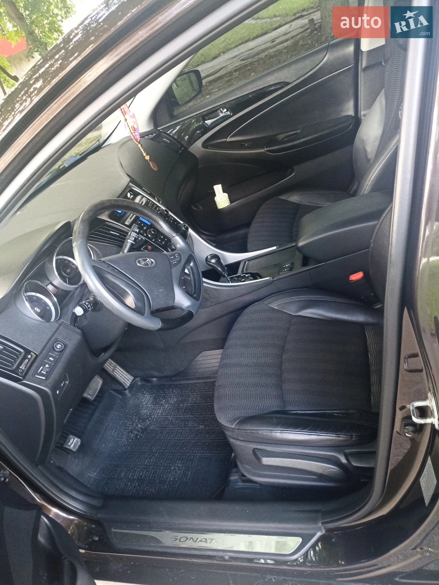 Hyundai Sonata, 2010