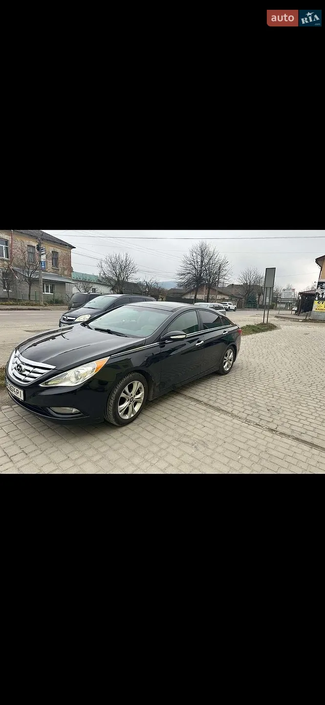 Hyundai Sonata 2013 — 1