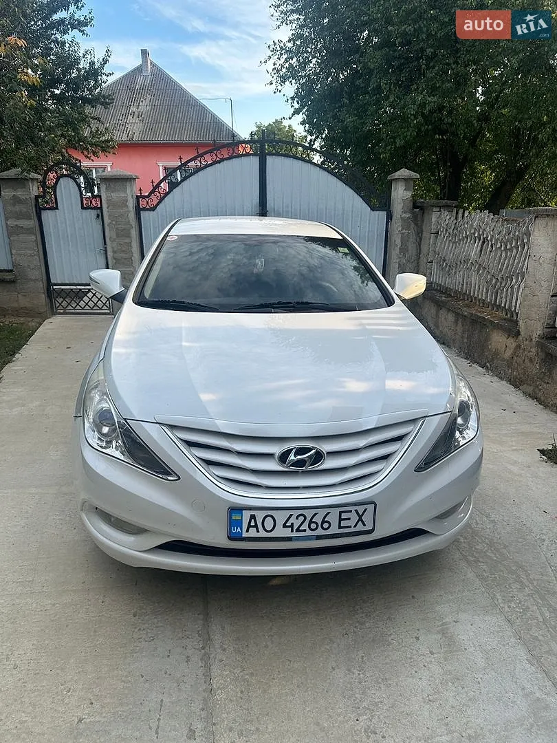 Hyundai Sonata, 2012