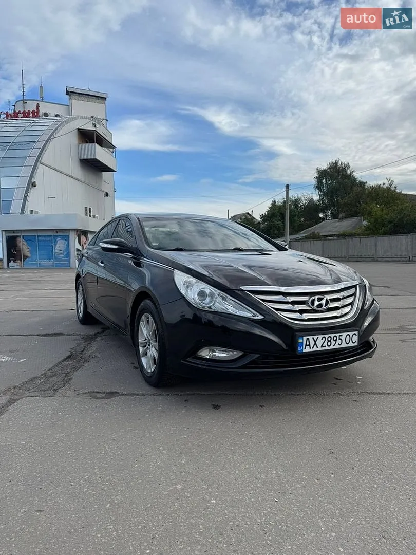 Hyundai Sonata, 2010