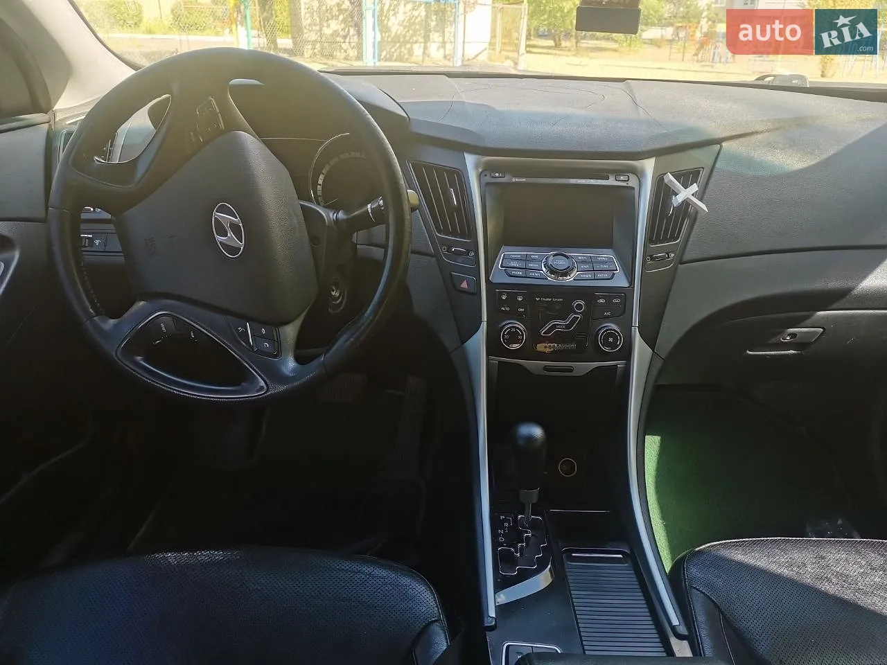 Hyundai Sonata, 2010