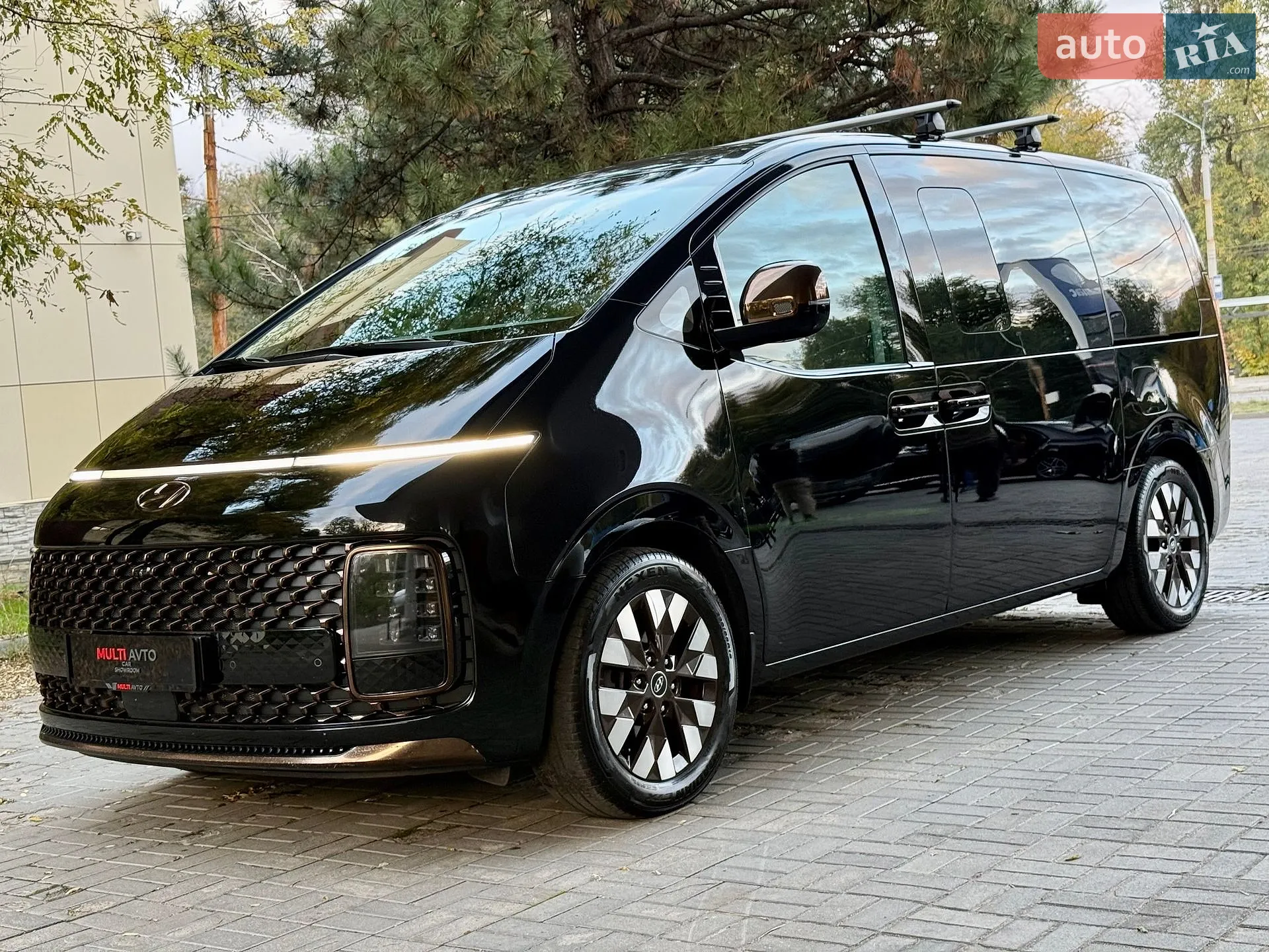 Hyundai Staria, 2022
