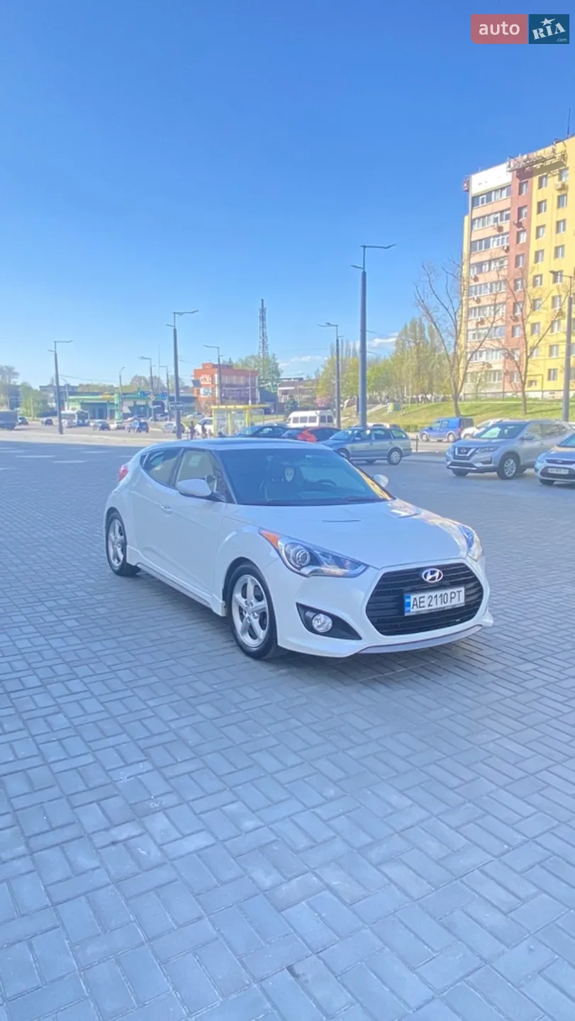 Hyundai Veloster, 2014