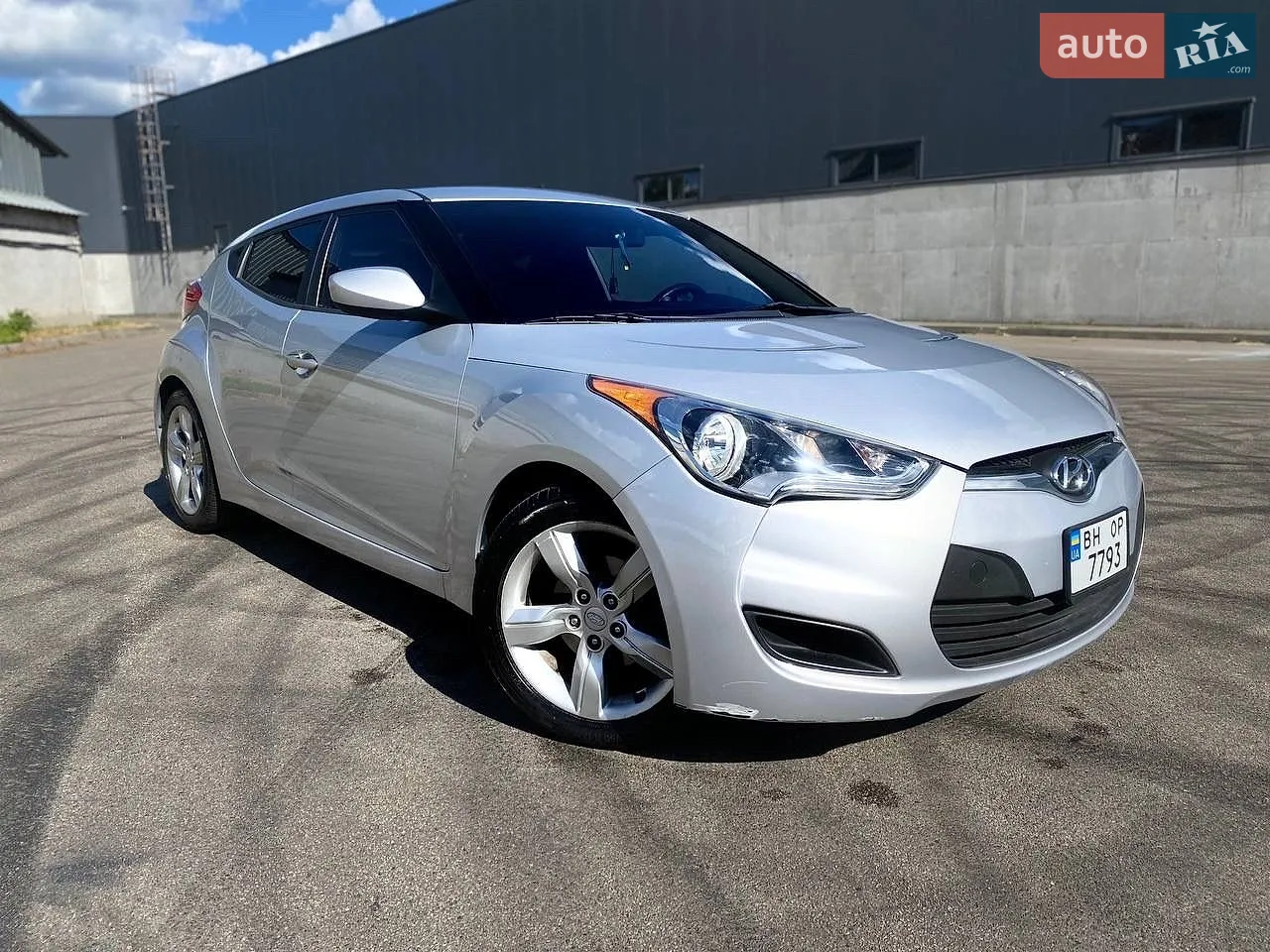Hyundai Veloster, 2014