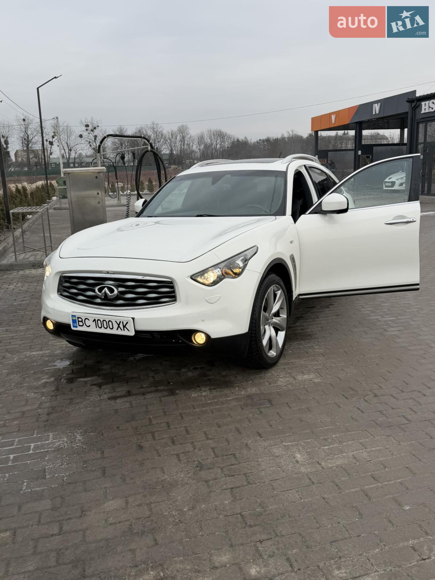Infiniti FX 30, 2012