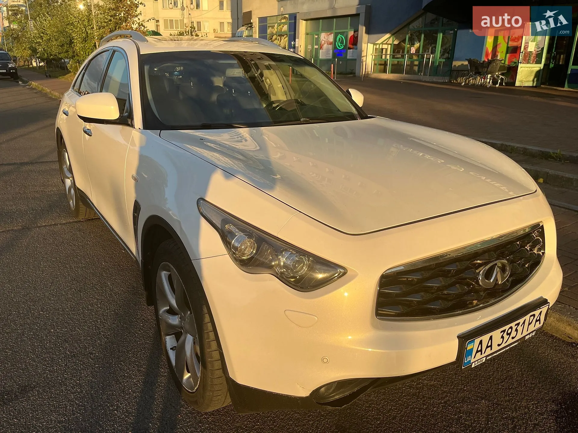 Infiniti FX 37, 2011