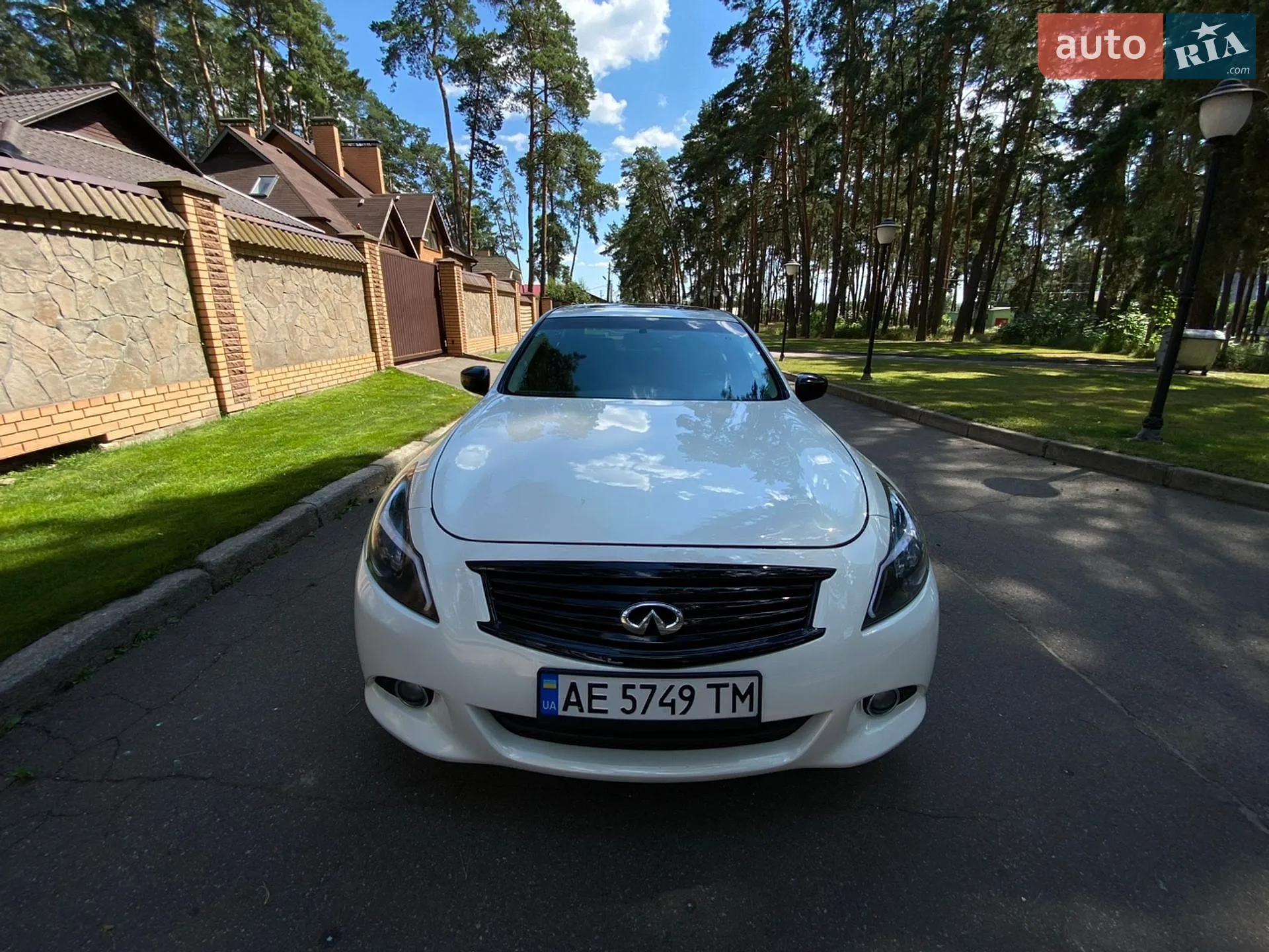 Infiniti G25, 2012