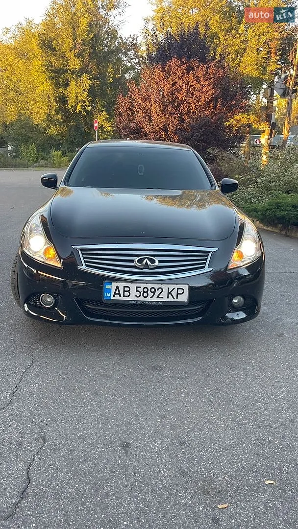 Infiniti G25, 2010