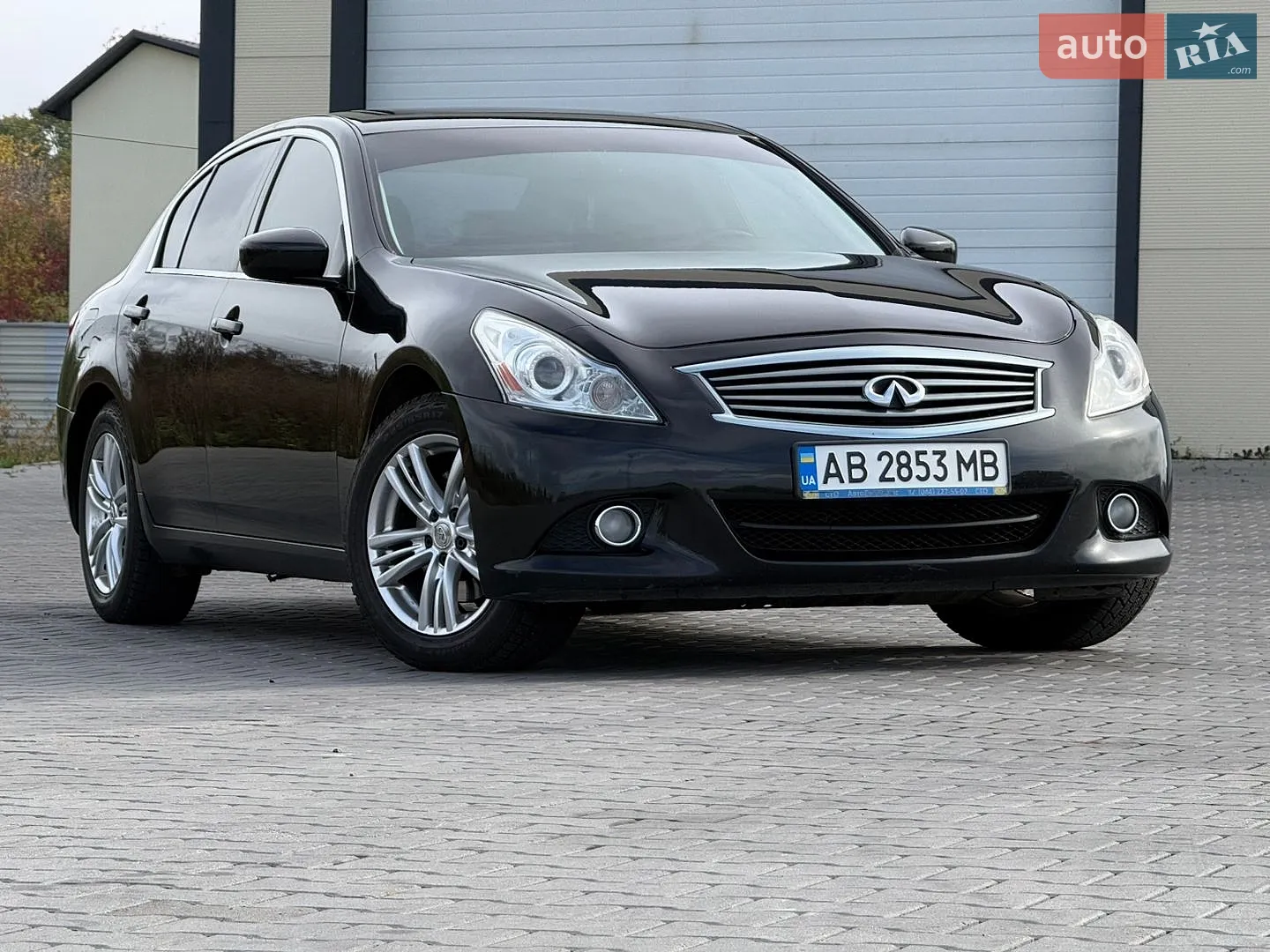 Infiniti G25, 2012