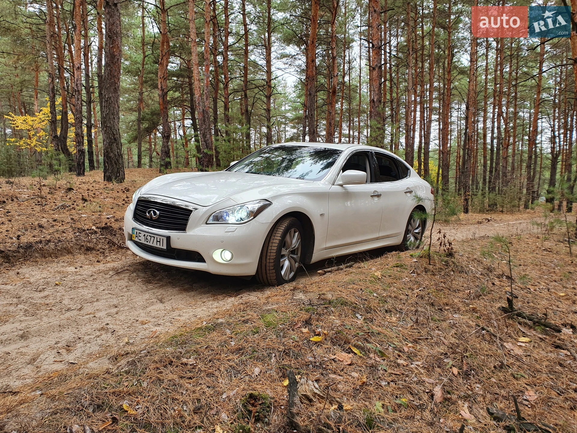 Infiniti M37, 2011