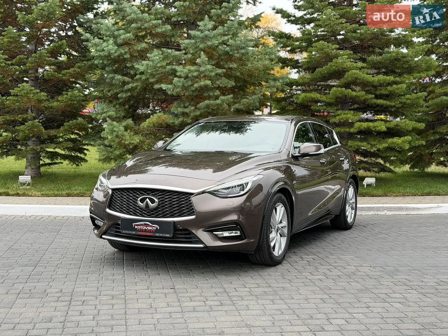 Infiniti Q30, 2017