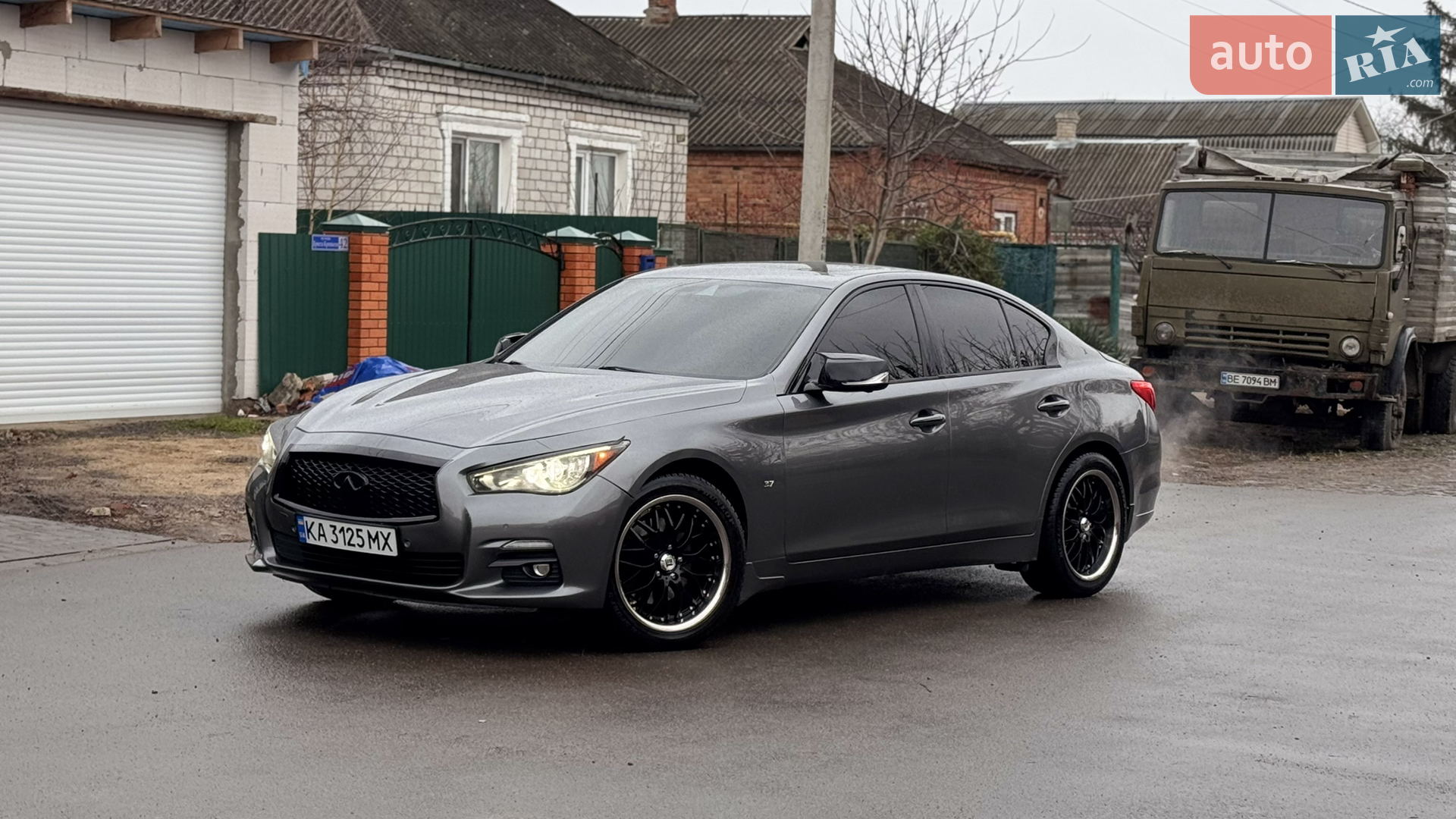 Infiniti Q50, 2013