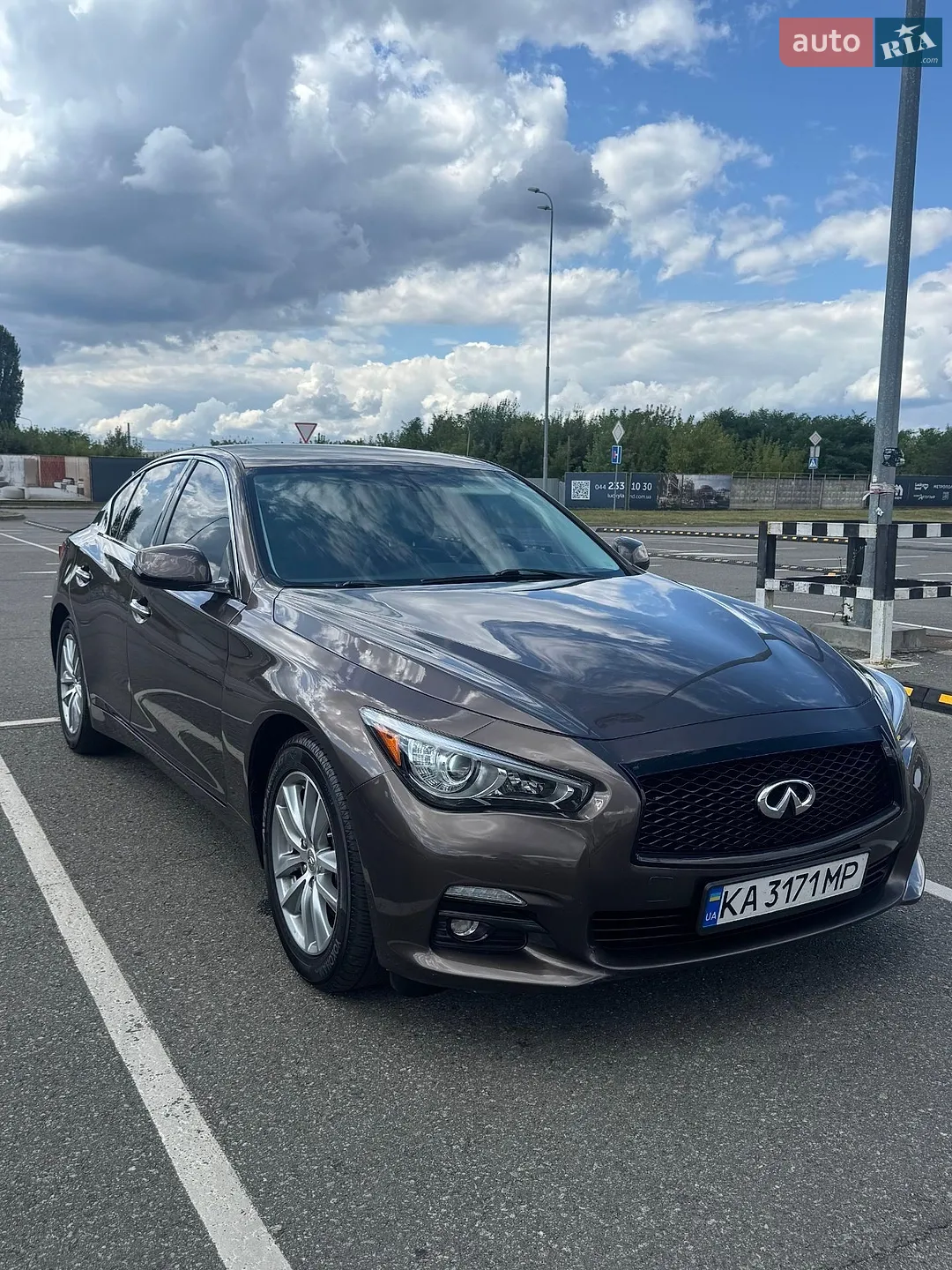 Infiniti Q50, 2015