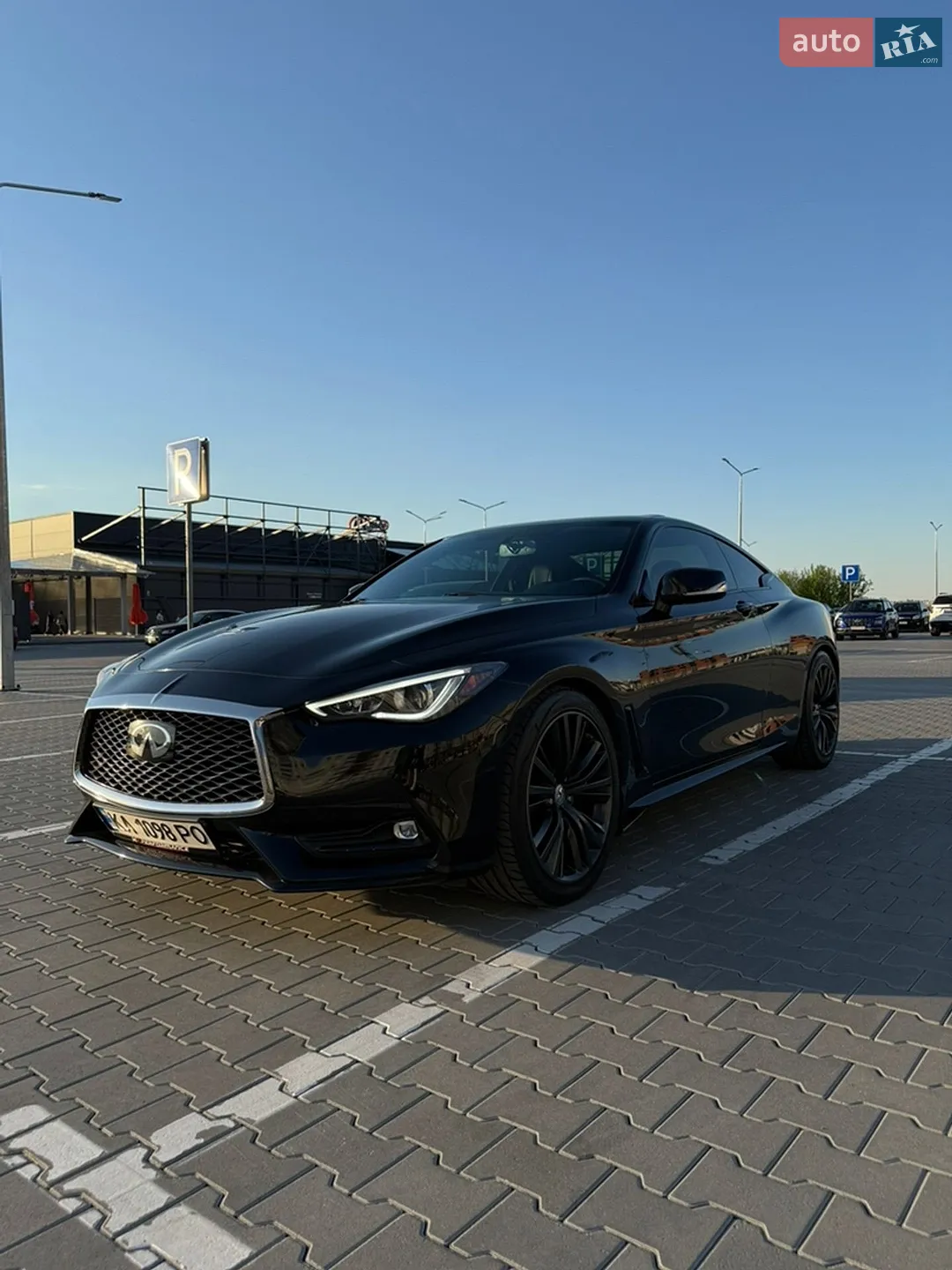 Infiniti Q60, 2016