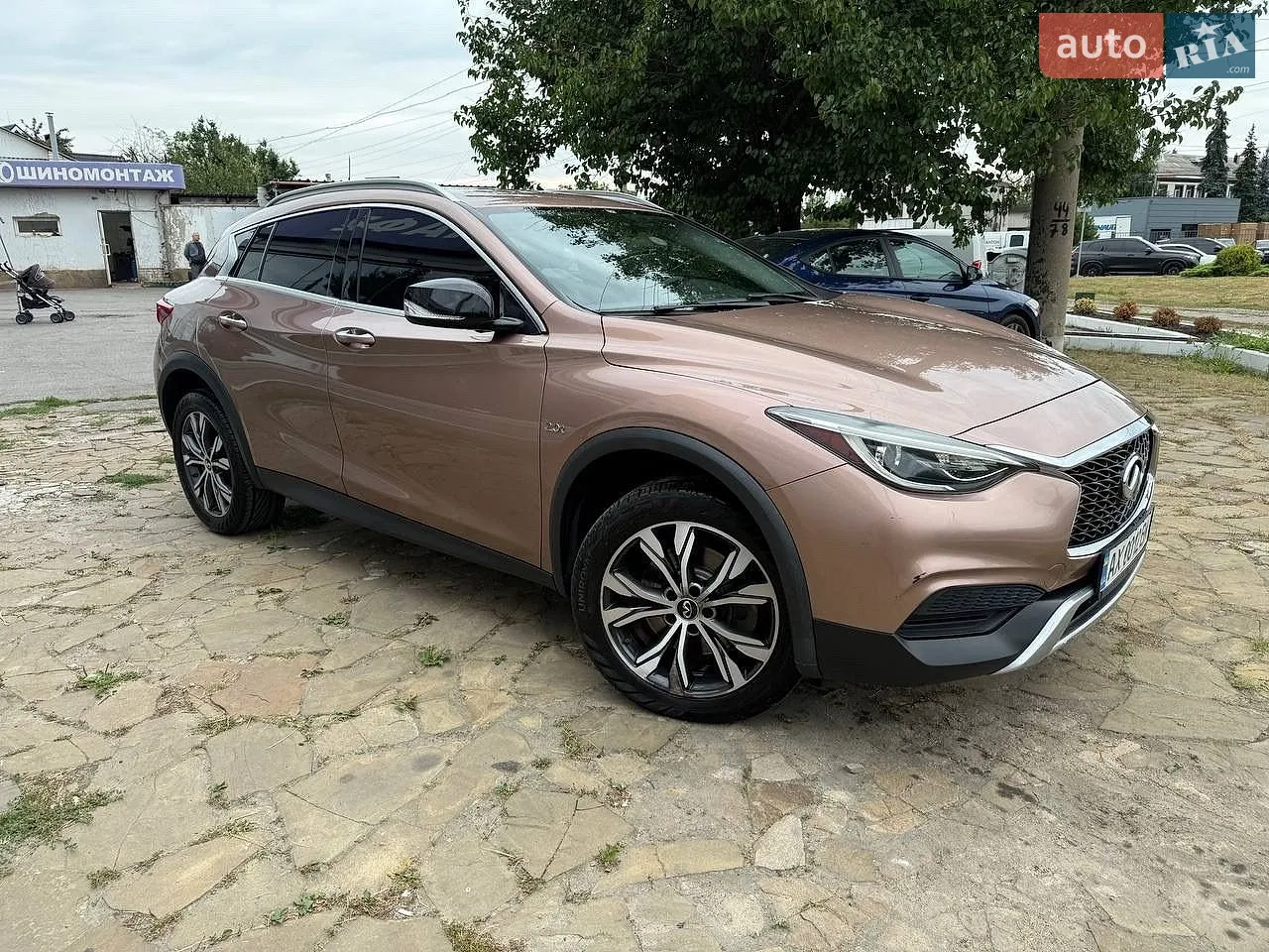 Infiniti QX30, 2016