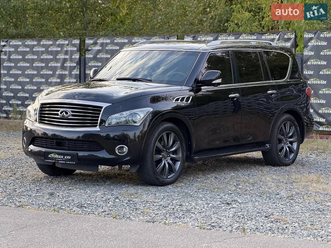 Infiniti QX56, 2011